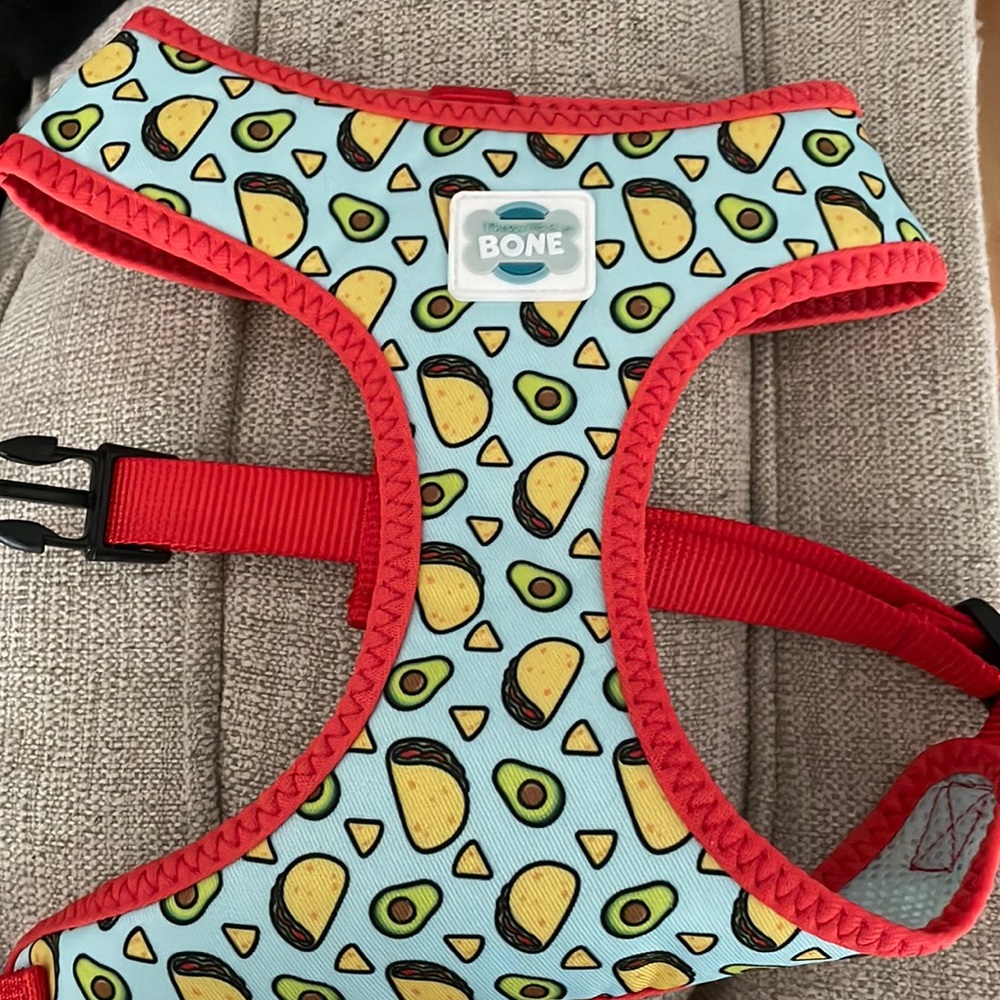 Dog harness tacos and avocados size large 🔮 HOST PICK 🔮